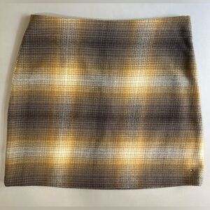 Women’s VTG Tommy Hilfiger Yellow and Brown‎ Plaid High Waisted Mini Skirt sz 6